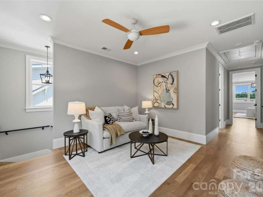 4342 Walker Road, Charlotte, NC 28211.  MLS# CAR4416343, YatesRealty ID 47757. 