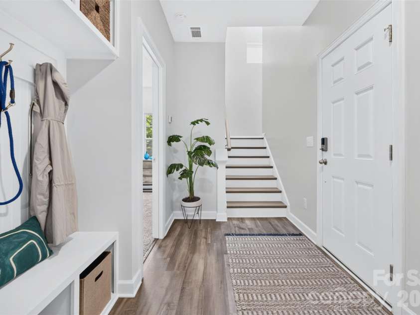 2522 Arbor Loop Drive, Charlotte, NC 28217.  MLS# CAR4415852, YatesRealty ID 47758. 