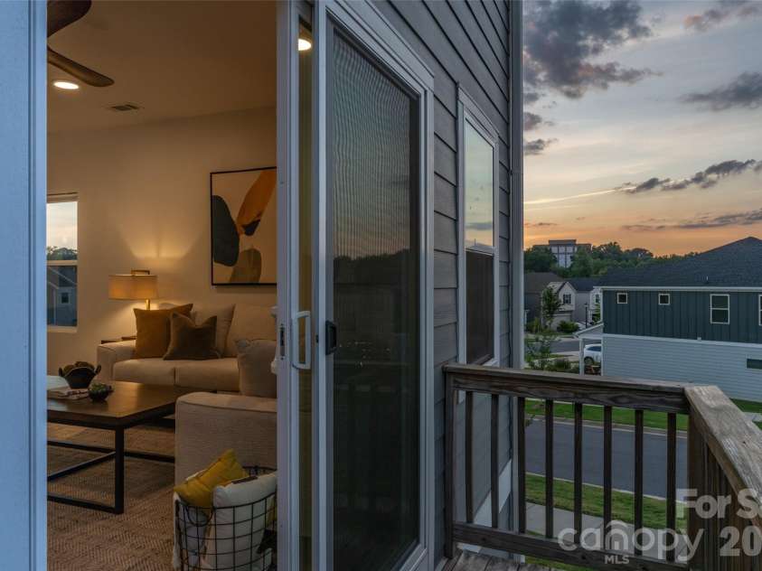 2522 Arbor Loop Drive, Charlotte, NC 28217.  MLS# CAR4415852, YatesRealty ID 47758. 