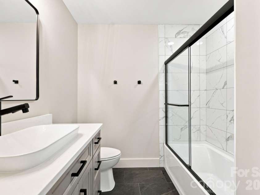 128 Chepstow Place, Black Mountain, NC 28711.  MLS# CAR4415709, YatesRealty ID 47759. 2nd full ensuite bathroom