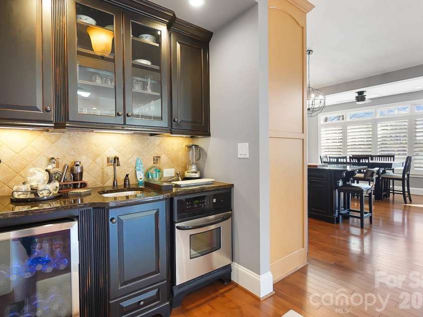 8320 Catawba Cove Drive, Belmont, NC 28012.  MLS# CAR4356566, YatesRealty ID 4776. 