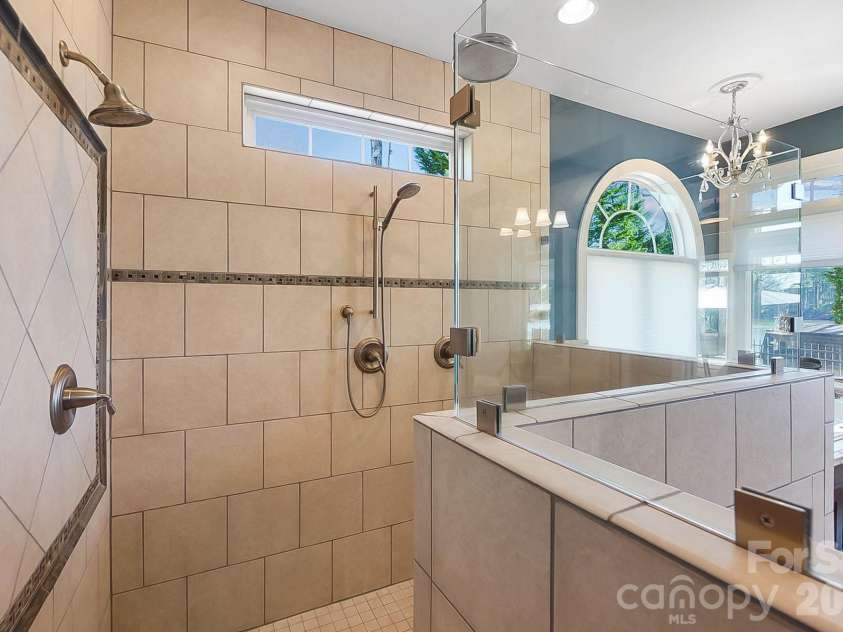 8320 Catawba Cove Drive, Belmont, NC 28012.  MLS# CAR4356566, YatesRealty ID 4776. 