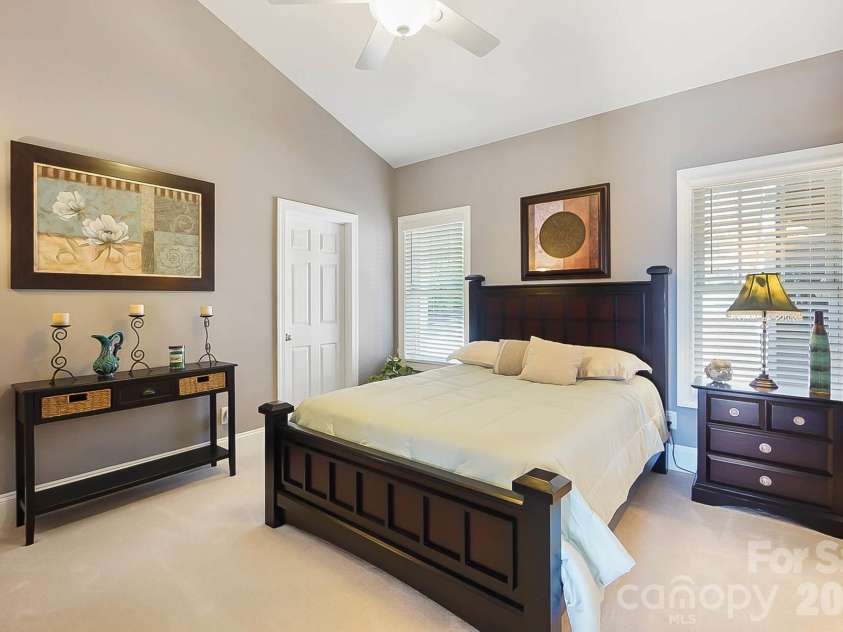 8320 Catawba Cove Drive, Belmont, NC 28012.  MLS# CAR4356566, YatesRealty ID 4776. 