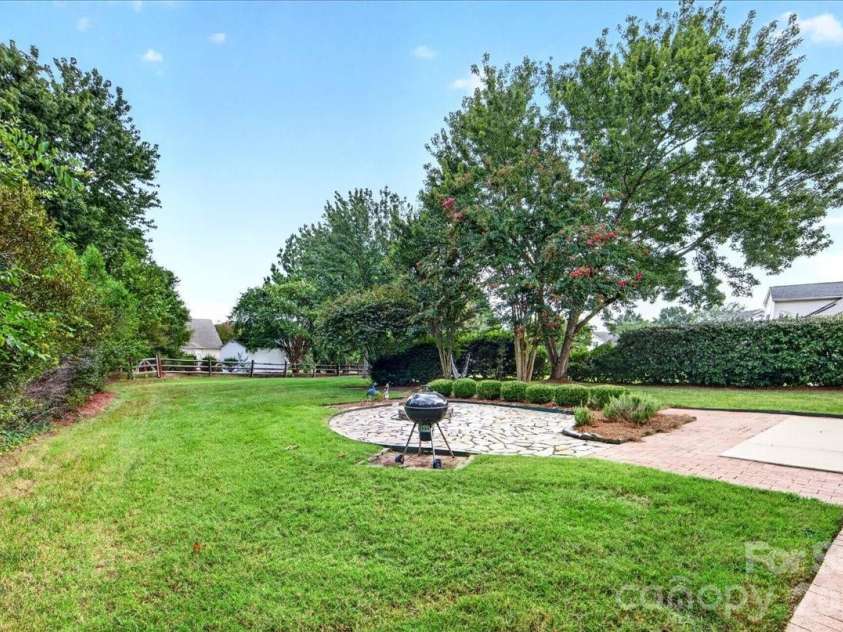 6200 Greengate Lane, Waxhaw, NC 28173.  MLS# CAR4419296, YatesRealty ID 47760. 