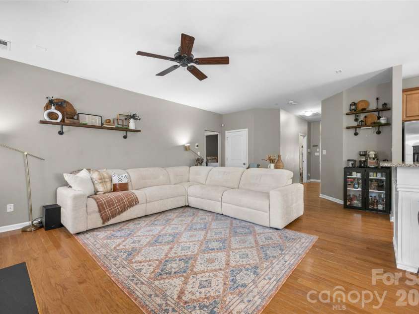 14918 Brotherly Lane, Charlotte, NC 28278.  MLS# CAR4417944, YatesRealty ID 47761. 