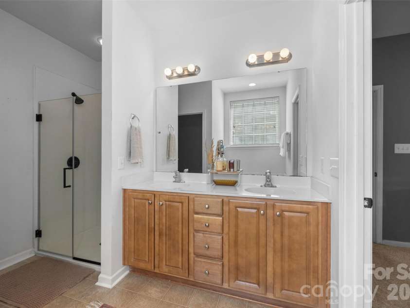14918 Brotherly Lane, Charlotte, NC 28278.  MLS# CAR4417944, YatesRealty ID 47761. 