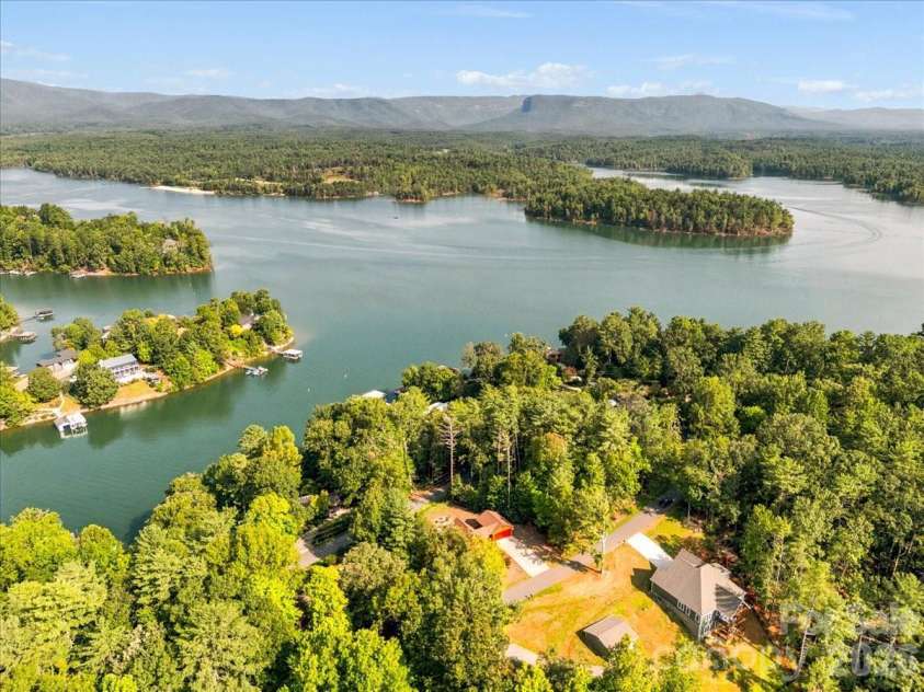 6012 Holiday Shores Avenue, Nebo, NC 28761.  MLS# CAR4419298, YatesRealty ID 47764. 
