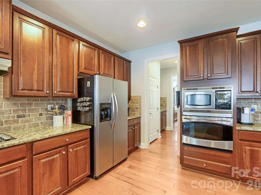 9547 Burford Lane, Concord, NC 28027.  MLS# CAR4418375, YatesRealty ID 47766. 