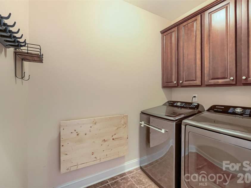 9547 Burford Lane, Concord, NC 28027.  MLS# CAR4418375, YatesRealty ID 47766. 