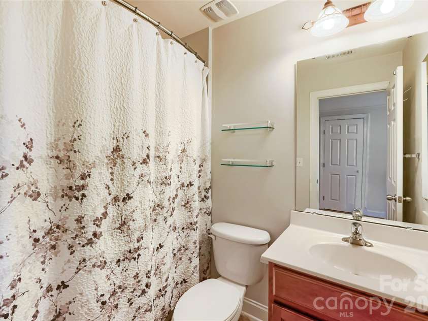9547 Burford Lane, Concord, NC 28027.  MLS# CAR4418375, YatesRealty ID 47766. 