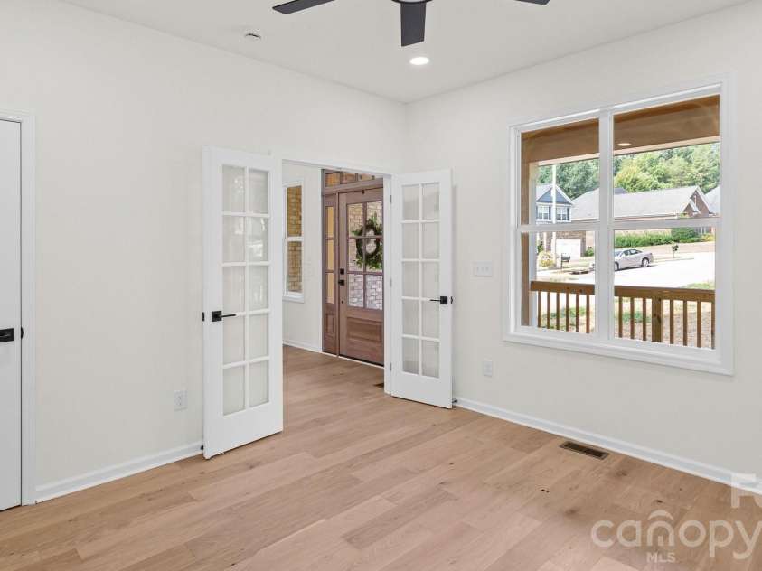 3800 Erskine Woods Drive, Bessemer City, NC 28016.  MLS# CAR4418999, YatesRealty ID 47768. 