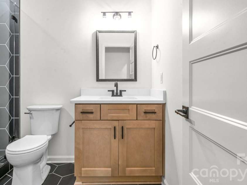 3800 Erskine Woods Drive, Bessemer City, NC 28016.  MLS# CAR4418999, YatesRealty ID 47768. 