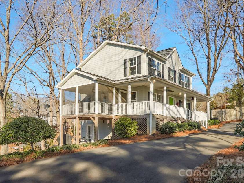 114 Newark Lane, Mooresville, NC 28117.  MLS# CAR4337366, YatesRealty ID 4777. 