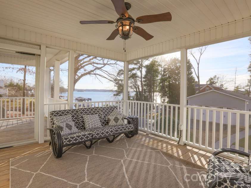 114 Newark Lane, Mooresville, NC 28117.  MLS# CAR4337366, YatesRealty ID 4777. 