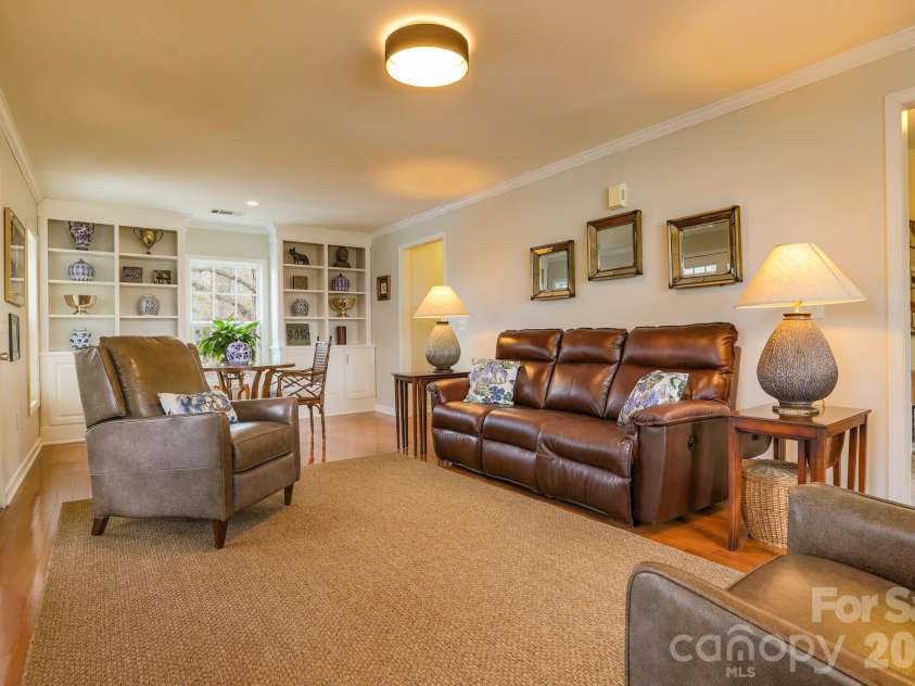 114 Newark Lane, Mooresville, NC 28117.  MLS# CAR4337366, YatesRealty ID 4777. 