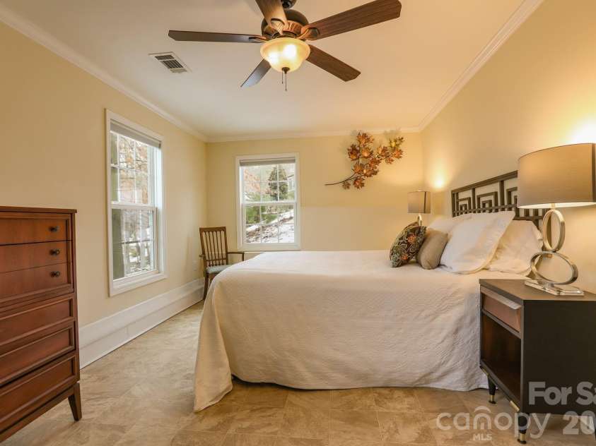 114 Newark Lane, Mooresville, NC 28117.  MLS# CAR4337366, YatesRealty ID 4777. 