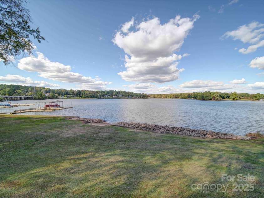 22 Garden Spot Lane, Camden, SC 29020.  MLS# CAR4193307, YatesRealty ID 4777. 