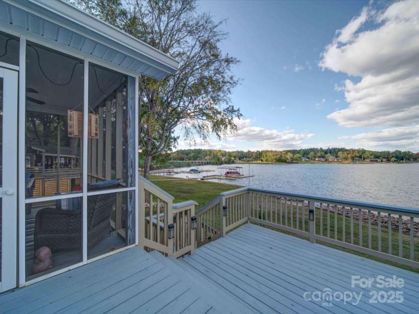 22 Garden Spot Lane, Camden, SC 29020.  MLS# CAR4193307, YatesRealty ID 4777. 