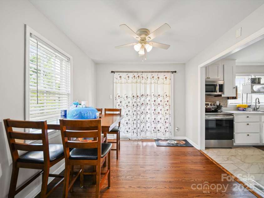 7335 Meadowdale Lane, Charlotte, NC 28212.  MLS# CAR4291836, YatesRealty ID 4777. 