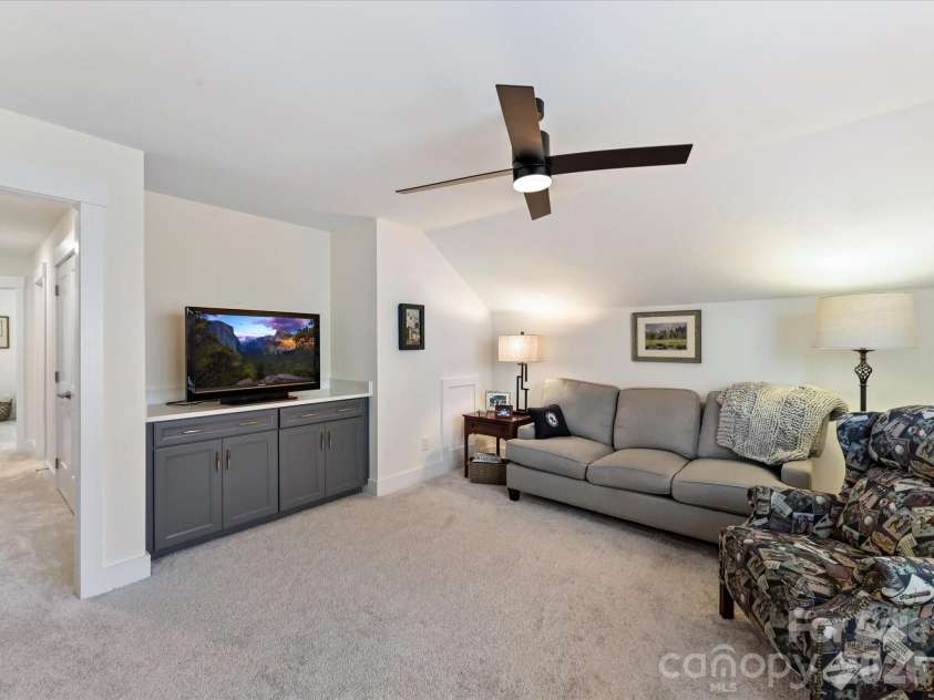 109 Dunlavin Way, Mooresville, NC 28115.  MLS# CAR4417987, YatesRealty ID 47770. 