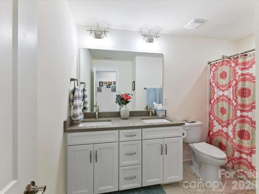 109 Dunlavin Way, Mooresville, NC 28115.  MLS# CAR4417987, YatesRealty ID 47770. 