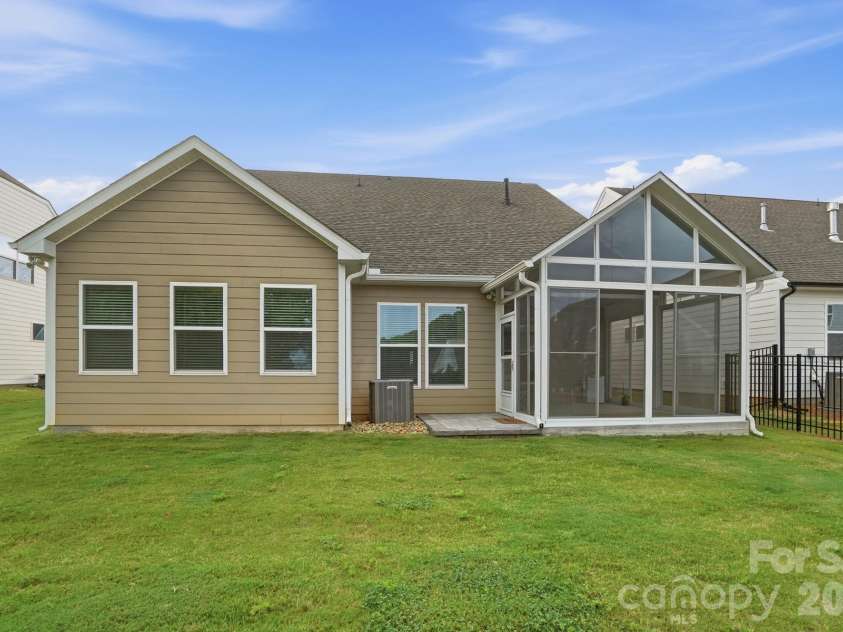 109 Dunlavin Way, Mooresville, NC 28115.  MLS# CAR4417987, YatesRealty ID 47770. 