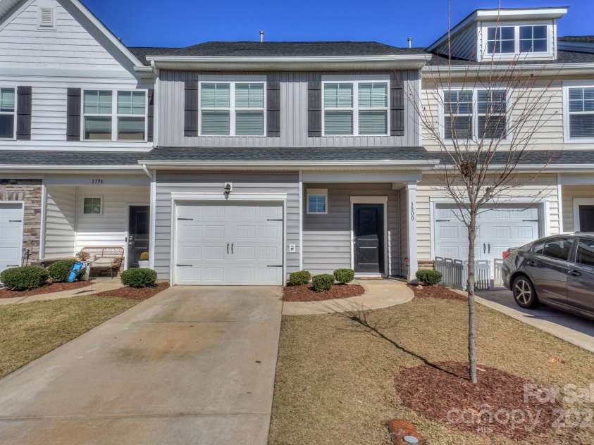 3800 Yorkshire Place, Sherrills Ford, NC 28682.  MLS# CAR4320294, YatesRealty ID 47773. 3800 Yorkshire 