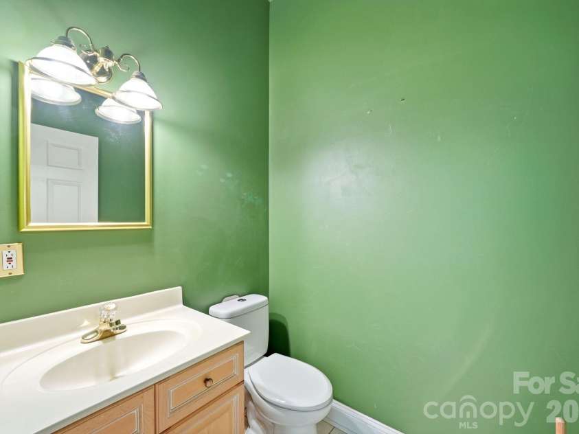 721 Canterbury Road, Kings Mountain, NC 28086.  MLS# CAR4410865, YatesRealty ID 47773. 