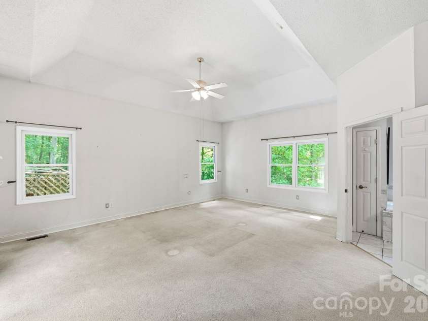 721 Canterbury Road, Kings Mountain, NC 28086.  MLS# CAR4410865, YatesRealty ID 47773. 