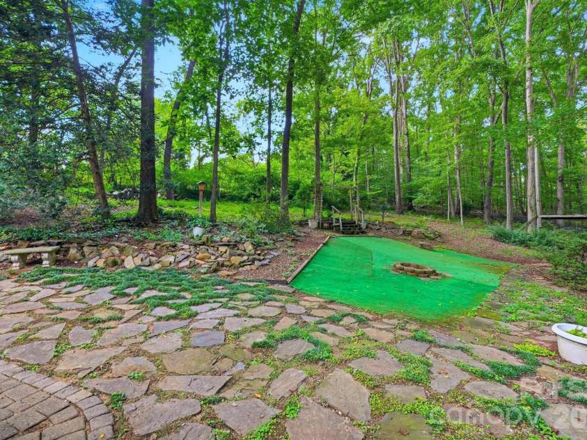 721 Canterbury Road, Kings Mountain, NC 28086.  MLS# CAR4410865, YatesRealty ID 47773. 
