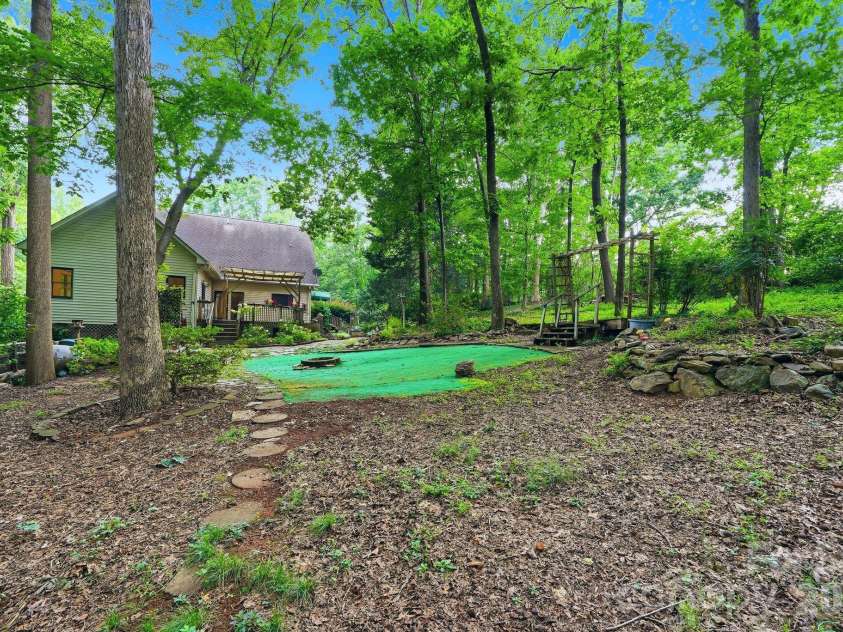 721 Canterbury Road, Kings Mountain, NC 28086.  MLS# CAR4410865, YatesRealty ID 47773. 