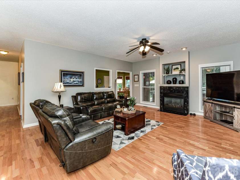 8227 Laurel Oak Court, Harrisburg, NC 28075.  MLS# CAR4410003, YatesRealty ID 47774. 