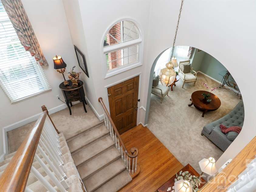 4314 Silvermere Way, Charlotte, NC 28269.  MLS# CAR4417932, YatesRealty ID 47777. Foyer