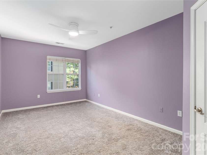 331 Appeldoorn Circle, Asheville, NC 28803.  MLS# CAR4418099, YatesRealty ID 47778. Large primary bedroom