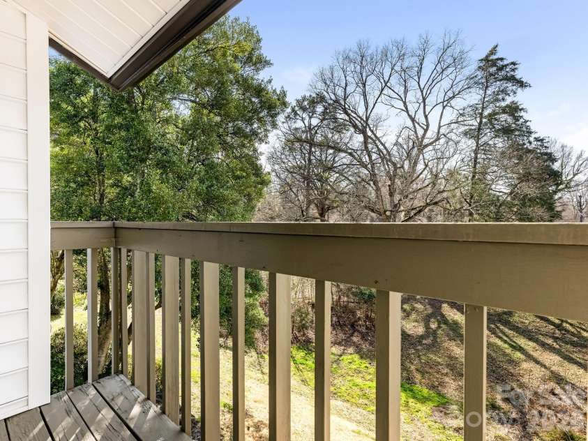 3760 Winding Creek Lane, Charlotte, NC 28226.  MLS# CAR4354381, YatesRealty ID 4778. Balcony
