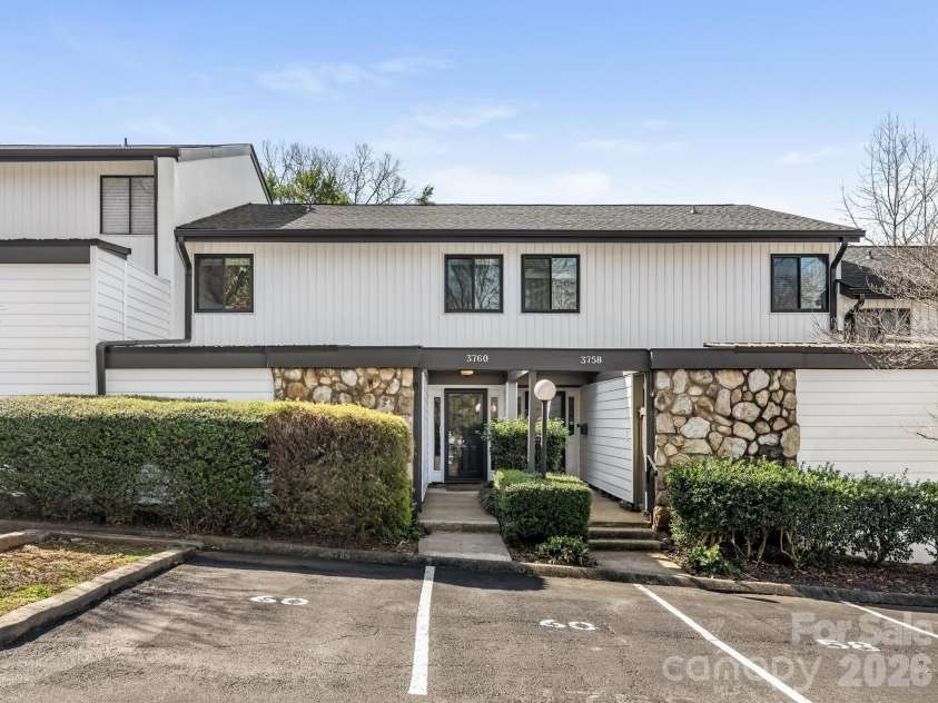 3760 Winding Creek Lane, Charlotte, NC 28226.  MLS# CAR4354381, YatesRealty ID 4778. Front Exterior