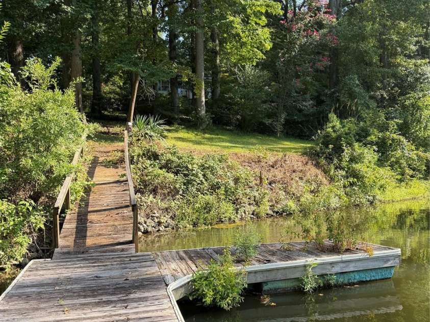 202 Horseshoe Lake Road, Mount Holly, NC 28120.  MLS# CAR4413263, YatesRealty ID 47780. 