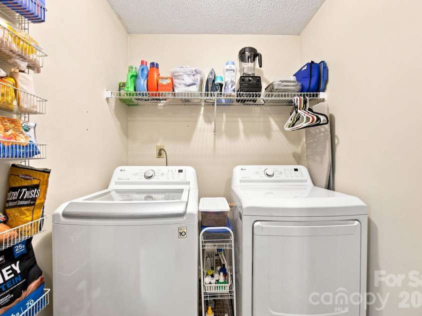 105 Ashburne Drive, Shelby, NC 28152.  MLS# CAR4419130, YatesRealty ID 47781. Spacious laundry room