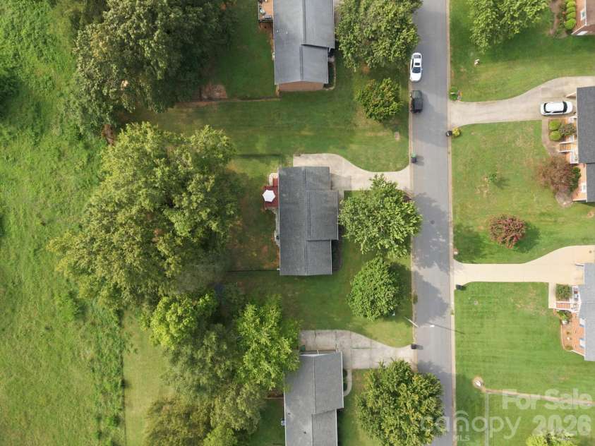 105 Ashburne Drive, Shelby, NC 28152.  MLS# CAR4419130, YatesRealty ID 47781. Well maintained home