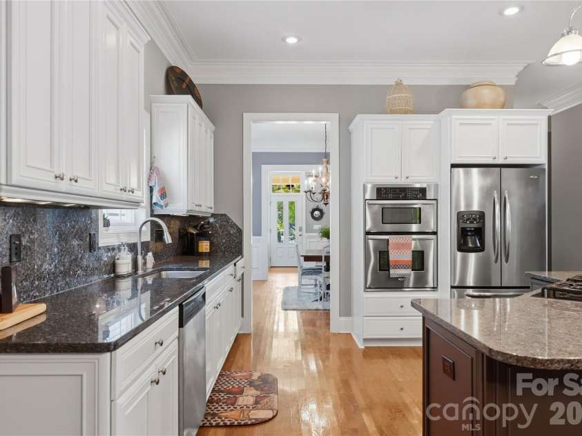 18120 Meadow Bottom Road, Charlotte, NC 28277.  MLS# CAR4419584, YatesRealty ID 47782. 