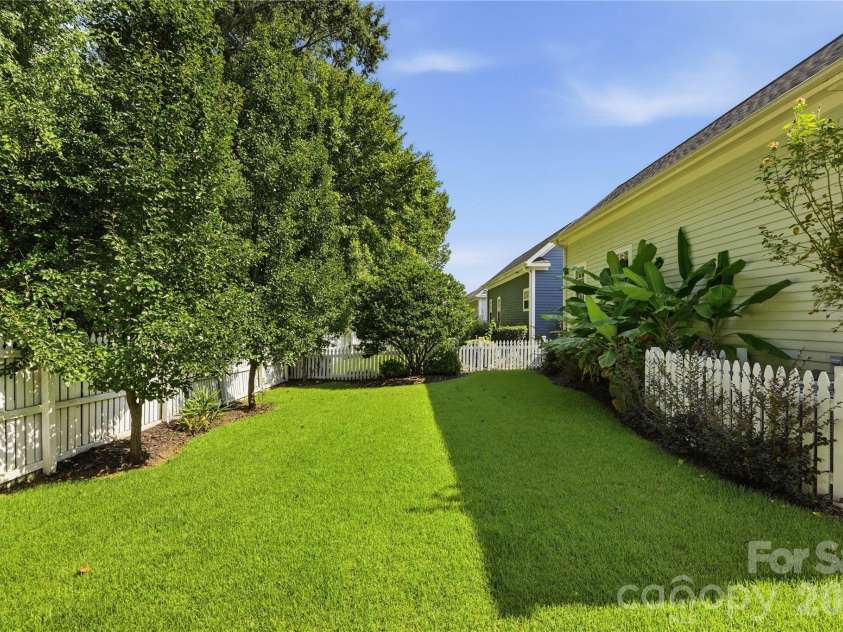 18120 Meadow Bottom Road, Charlotte, NC 28277.  MLS# CAR4419584, YatesRealty ID 47782. 