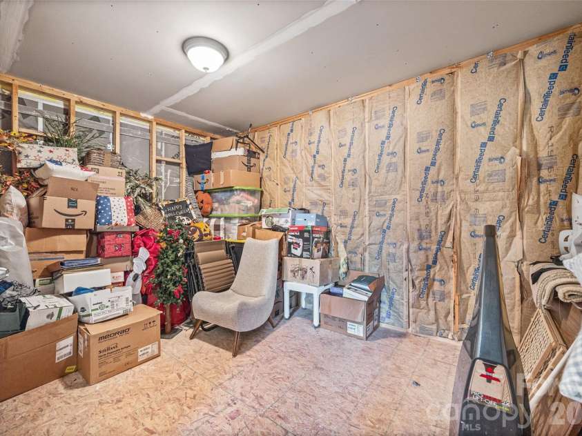 706 Deerbrook Lane, Tega Cay, SC 29708.  MLS# CAR4418355, YatesRealty ID 47783. Walk in Storage