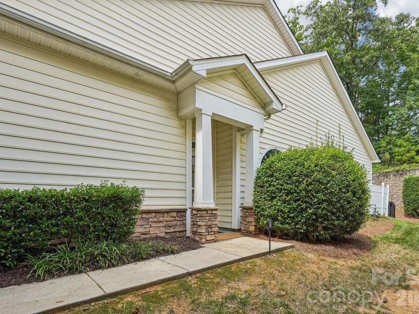 2556 Chasewater Drive, Indian Land, SC 29707.  MLS# CAR4418114, YatesRealty ID 47784. 
