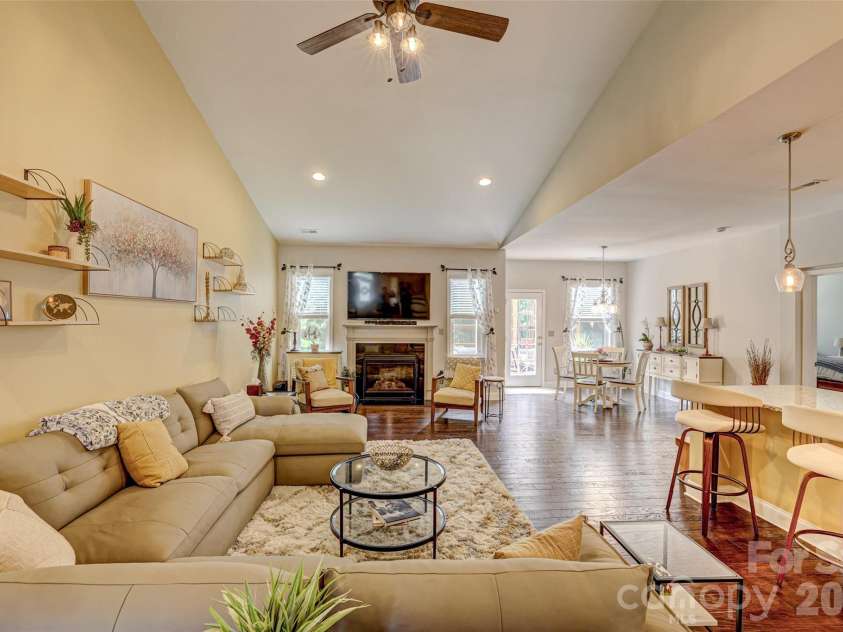 2084 Fuera Road, York, SC 29745.  MLS# CAR4419467, YatesRealty ID 47785. 