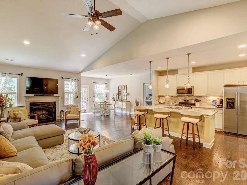 2084 Fuera Road, York, SC 29745.  MLS# CAR4419467, YatesRealty ID 47785. 