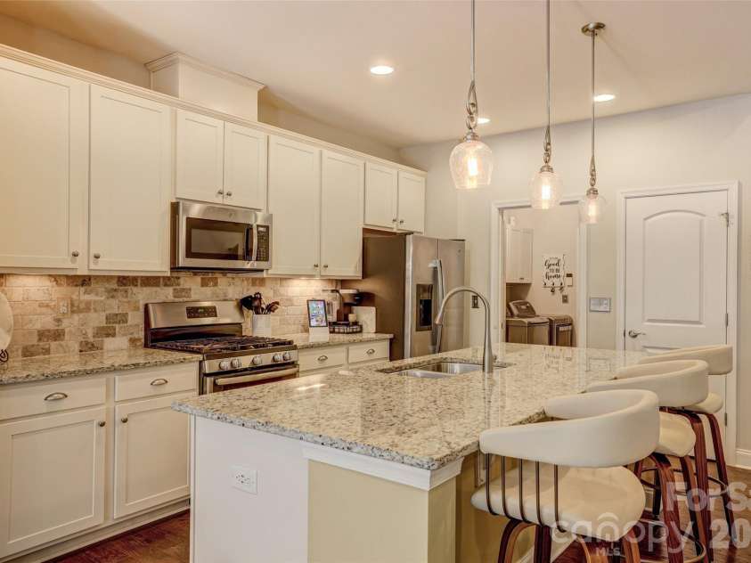 2084 Fuera Road, York, SC 29745.  MLS# CAR4419467, YatesRealty ID 47785. 