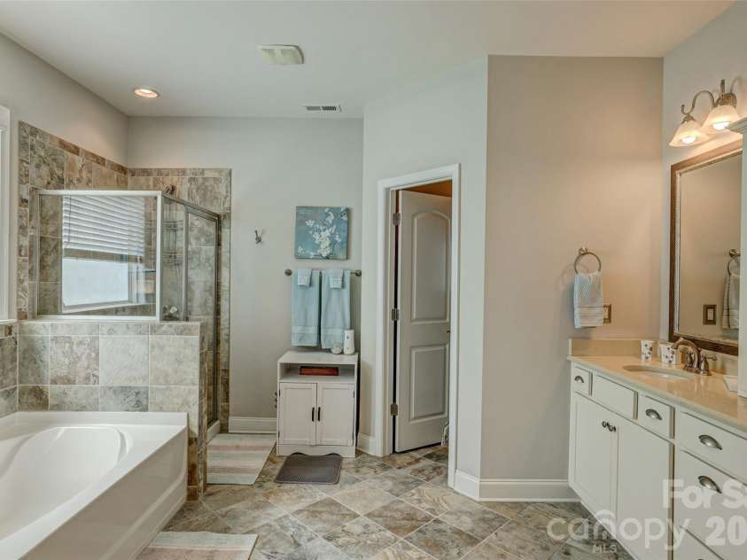 2084 Fuera Road, York, SC 29745.  MLS# CAR4419467, YatesRealty ID 47785. 
