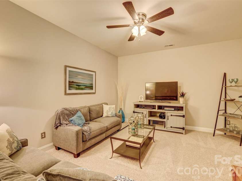 2084 Fuera Road, York, SC 29745.  MLS# CAR4419467, YatesRealty ID 47785. 