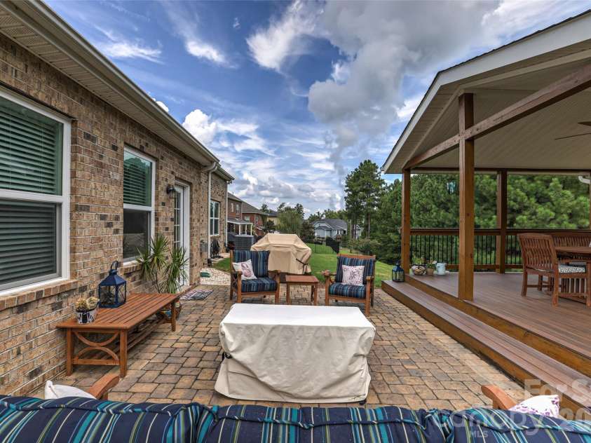2084 Fuera Road, York, SC 29745.  MLS# CAR4419467, YatesRealty ID 47785. 