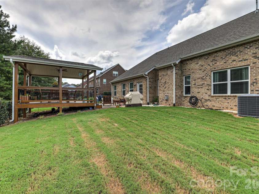 2084 Fuera Road, York, SC 29745.  MLS# CAR4419467, YatesRealty ID 47785. 